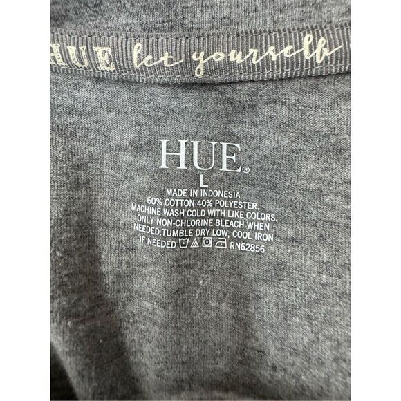 Hue Grey V-Neck 3/4 Sleeve Top Size Large - Picture 3 of 4